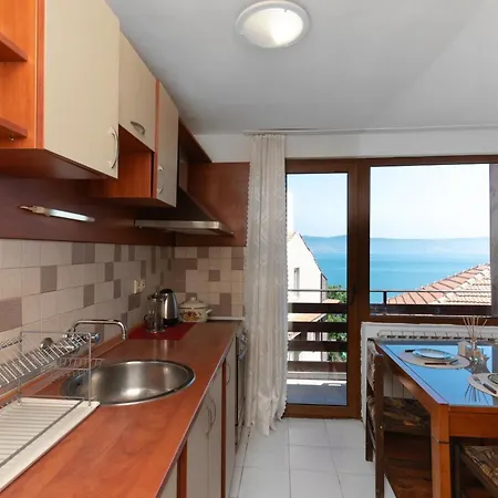 Royal Blue With Sea View In Old Къща за гости 4*