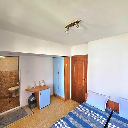 Къща за гости Royal Blue With Sea View In Old