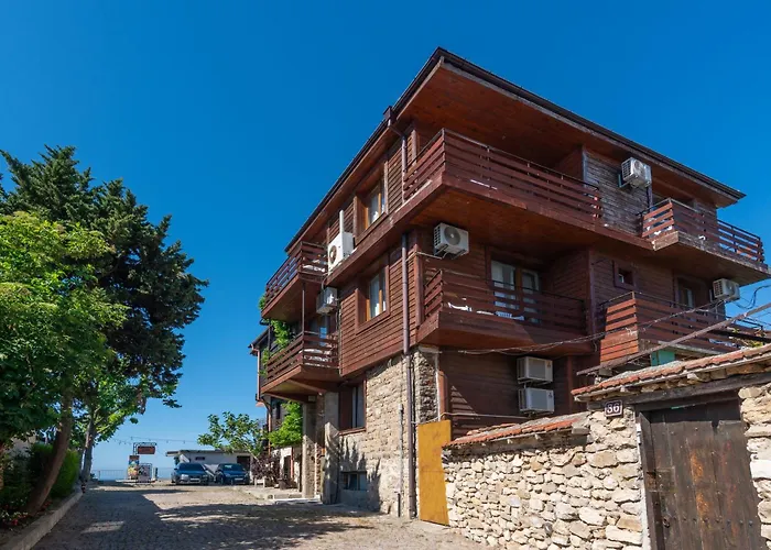 Royal Blue With Sea View In Old 4*