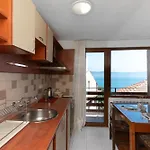 Royal Blue With Sea View In Old Guest house 3*