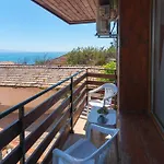 Royal Blue With Sea View In Old Guest house Nesebar