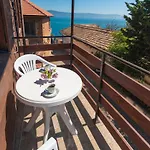 Royal Blue With Sea View In Old 3* Nesebar