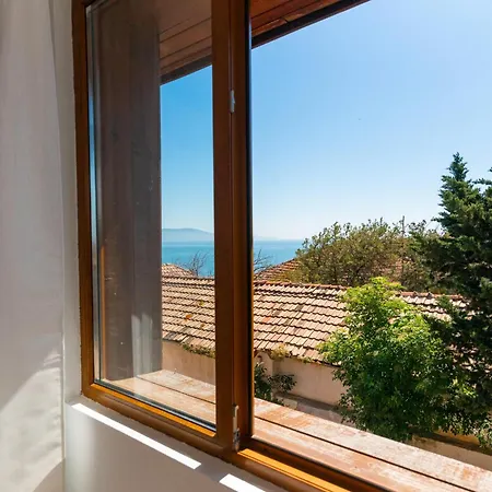 Royal Blue With Sea View In Old 4* Nesebar