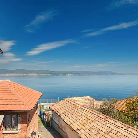 Royal Blue With Sea View In Old 3* Несебр